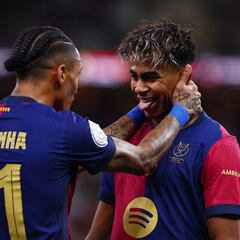 Lamine, Vinicius, Mbappé, Deco, Xabi Alonso o Luis Enrique nominados a los Globe Soccer Awards