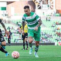 El ‘9′ que se acerca a Colo Colo: “Si le das un metro te define el partido”