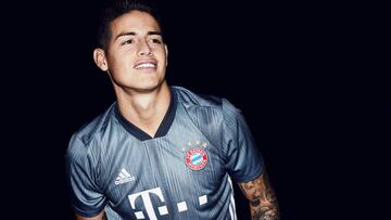 James Rodr&iacute;guez modela la nueva camiseta del Bayern, que est&aacute; hecha con pl&aacute;stico reciclable y hace parte de una campa&ntilde;a a favor del cuidado de oc&eacute;anos