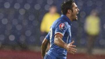 Eder celebra el gol del empate ante Bulgaria