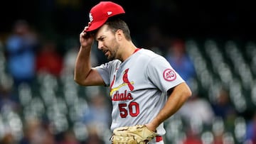 El lanzador diestro de 40 años acordó una extensión contractual con el equipo de St. Louis para jugar la temporada 2022 de las Grandes Ligas.