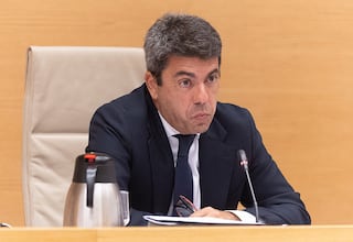 MADRID, SPAIN - NOVEMBER 17: The president of the Valencian Generalitat in functions, Carlos Mazon, appears before the commission of the dana, in the Congress of Deputies, on 17 November, 2025 in Madrid, Spain. The 'popular' Carlos Mazon, opens today the political appearances of the commission of the Congress that investigates the management of the dana of October 29, 2024, which left 229 dead only in Valencia, and faces, for the first time, an interrogation with the question-answer format about his performance. (Photo By Ananda Manjon/Europa Press via Getty Images)