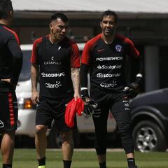 Los mensajes de Bravo y Medel en la previa del debut de la Roja
