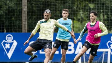 El Eibar busca hoy convertir Ipurua en un fort¨ªn.