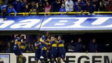 Boca vence a River en la agonía y es líder exclusivo en Argentina