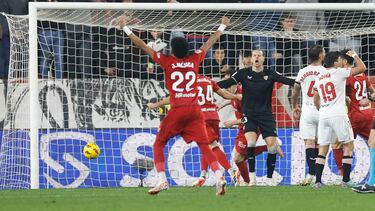 Osasuna igualó el gol del canterano en la segunda mitad y lo hizo Budimir a balón parado. Los de Arrasate, quedan a 10 puntos de Europa y a 10 del descenso, justo en tierra de nadie.