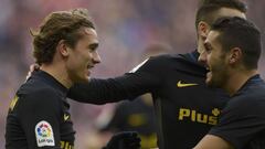 Football Soccer - Athletic Bilbao v Atletico Madrid - Spanish La Liga Santander - San Mames stadium, Bilbao, Spain - 22/01/17 Atletico Madrid&#039;s Jorge &quot;Koke&quot; Resurrecion (R) celebrates with team mate Antoine Griezmann after scoring a goal. REUTERS/Eloy Alonso