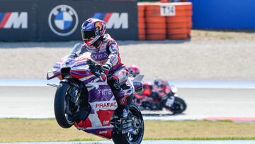 Jorge Mart¨ªn arranca primero en Indonesia.