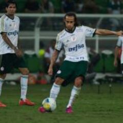 Valdivia vuelve a jugar tras cuatro meses de inactividad