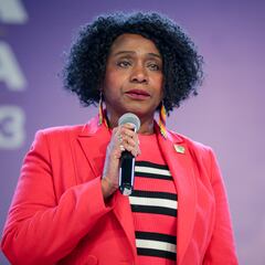 Fiscalía imputa cargos a María Isabel Urrutia, exministra del Deporte