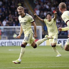 Arteta: "Odegaard asume la responsabilidad cuando otros se niegan"