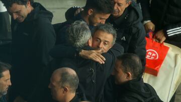 La afición ‘echa’ a Luis Enrique