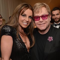 Un bar acoge el estreno del nuevo tema de Elton John y Britney Spears