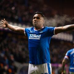 Ídolos de Rangers elogian a Morelos y quieren que esté en forma