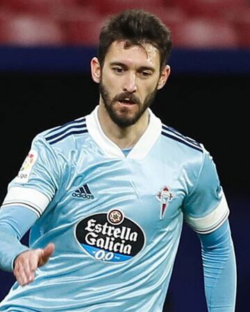 El delantero argentino jugó en la última temporada en el Celta. Surgió en Banfield y pasó por Vélez antes de emigrar a Europa. Jugó en Shakhtar Donetsk, Newcastle, Benfica y Espanyol.