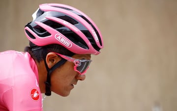 Esteban Chaves y Miguel Ángel López protagonistas de la etapa 17 en el Giro de Italia. El pedalista del Mitchelton - Scott  terminó segundo, mientras que el corredor del Astana subió un puesto en la general.