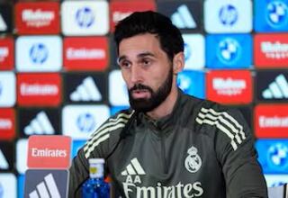 “Le recomendaría que bajara dos tonitos”: Antonio Romero cuestiona el ‘método Arbeloa’