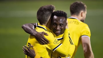 Con goles de Pedro Santos y Gyasi Zardes, los dirigidos por Caleb Porter est&aacute;n m&aacute;s cerca del t&iacute;tulo; en el camino dejaron a Nashville SC.