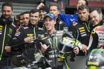 Pol Espargaró celebra la tercera plaza de la parrilla.