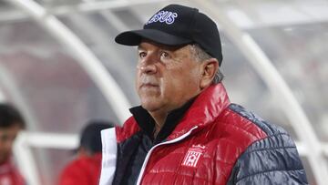 La dura lucha de tres clubes por Marcoleta: "Me siento orgulloso"