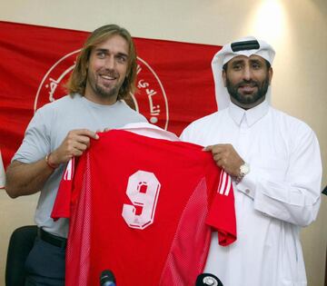 Fichó por el Al-Arabi en 2003 y estuvo hasta el 2005.