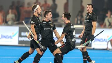 Gonzalo Peillat celebra el 3-4.