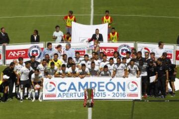 FÃºtbol, Colo Colo v UniÃ³n EspaÃ±ola.
Primera fecha, Campeonato de Clausura 2016.
Los jugadores de Colo Colo celebran con la copa antes del partido contra UniÃ³n EspaÃ±ola en el estadio Monumental de Santiago, Chile.
16/01/2016
Marcelo Hernandez/Photosport******

Football, Colo Colo v Union Espanola.
First date, Clousure Championship 2016.
Colo Colo's players celebrates with the trophy before the game against Union Espanola at the Monumental stadium in Santiago, Chile.
16/01/2016
Marcelo Hernandez/Photosport