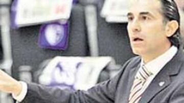 <b>SORPRESA. </b>Scariolo se queja de la dureza del Joventut.