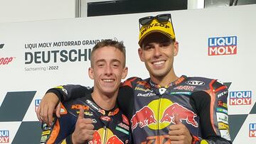 Augusto ve a Acosta luchando por el título