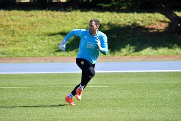 Fernando est preparado para volver a la portera.