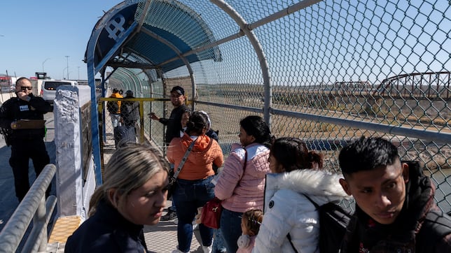 ‘Remain in México’: ¿Qué es, en qué consiste y cómo afecta a los inmigrantes el programa ‘Quédate en México’?