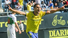 Rober Correa celebra un gol ante el Elche.