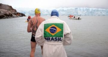 Natación de Invierno en el glaciar Perito Moreno