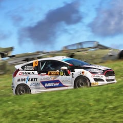 Nil Solans y Miki Ibáñez, campeones del mundo de WRC3