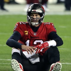 Reporte: Lesión de Tom Brady fue una rotura de ligamento medial colateral