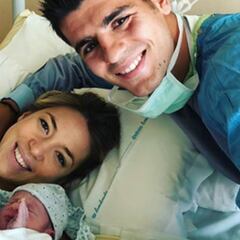 Álvaro Morata y Alice Campello anuncian el nacimiento de sus hijos con textos muy emotivos