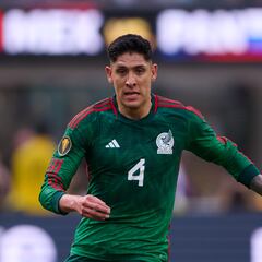 Chelsea vuelve a poner la mira en Edson Álvarez