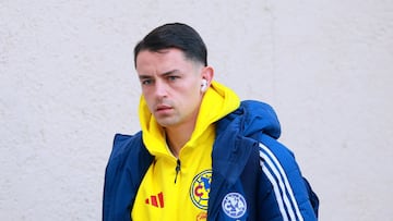 Soccer Football - Liga MX - Pachuca v Club America - Estadio Hidalgo, Pachuca, Mexico - January 18, 2026 Club America's Alvaro Fidalgo arrives before the match REUTERS/Eloisa Sanchez