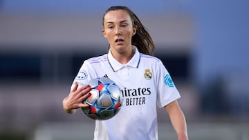 After excelling in her first season at Real Madrid, Weir is the new incumbent of the No. 10 shirt, which was left vacant by Esther González’s exit from the club.
