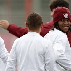 Vidal sorprende y vuelve a los entrenamientos en el Bayern