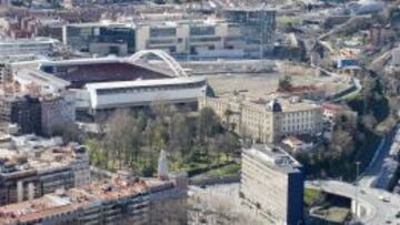 COLABORACIÓN EN SAN MAMÉS. El Athletic tiene un convenio por el que recibe 2,5 millones anuales de la Diputación de Vizcaya. Esta entidad pública aportará otros 55 a la construcción del Nuevo San Mamés, en el que también colaboran Ayuntamiento (que no le cobrará la licencia), Gobierno vasco y BBK. Todos tendrán su espacio a cambio en el nuevo estadio, del que serán propietarios.