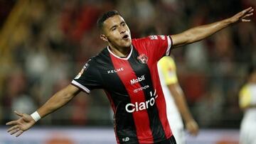 El presidente de la Liga Deportiva Alajuelense añadió que su delantero está contento en Costa Rica, por lo que quizá no cambie de club por ahora.