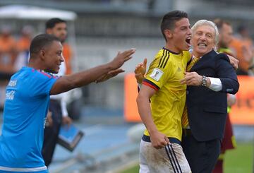 Pékerman celebra el triunfo ante Venezuela en Barranquilla