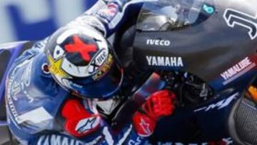<b>CON LA 1.000 EN BRNO. </b>Lorenzo estrenó ayer la Yamaha de 1.000cc de la próxima temporada.