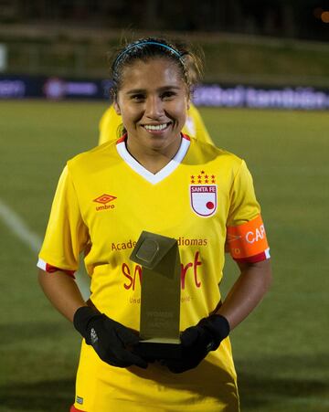 Leicy Santos fue la MVP del partido.