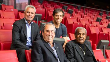 Manolo, Solozábal, Adelardo y Luiz Pereira, en el palco del Cívitas Metropolitano.