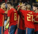 España golea a Costa Rica