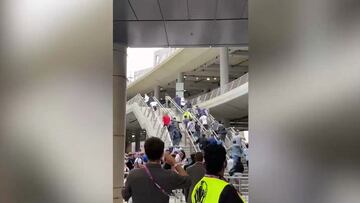 Estampida en Wembley por aficionados que querían colarse