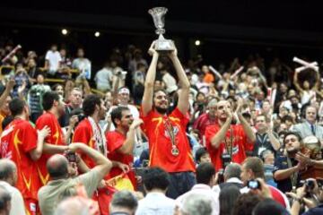 El 3 de septiembre de 2006 la Selección Española hizo historia al ganar por primera vez el oro en un Mundial de Baloncesto en Japón. La final fue contra Grecia.
 