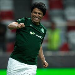 Claudio Suárez “En nuestro tiempo también había problemas"